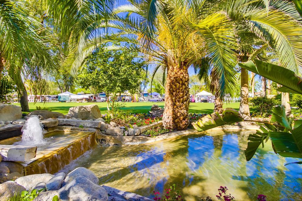 The Villas At Emerald Desert Desert Palms Exterior foto